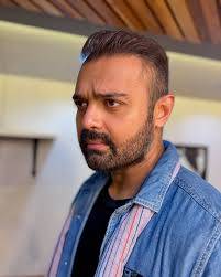 Mahaakshay Chakraborty